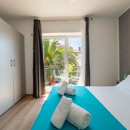 Cozy With Breakfast On Request 1 Apartment