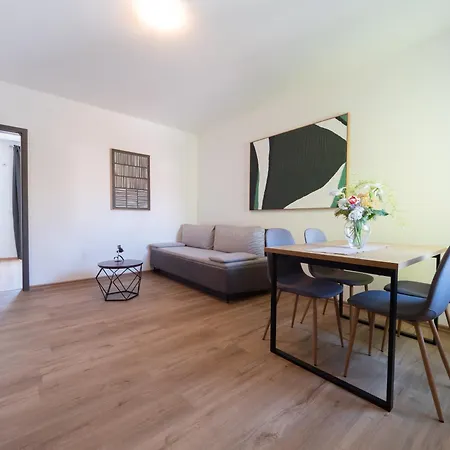 Cozy With Breakfast On Request 1 Apartment *