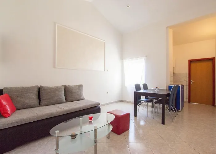 Cozy With Breakfast On Request 1 *