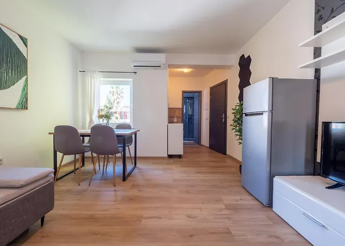 Apartman Cozy With Breakfast On Request 1