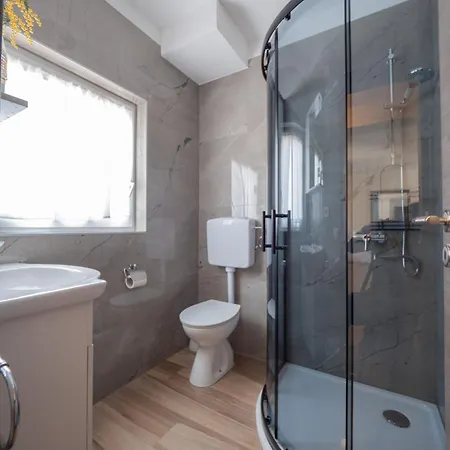 Appartement Cozy With Breakfast On Request 1 *