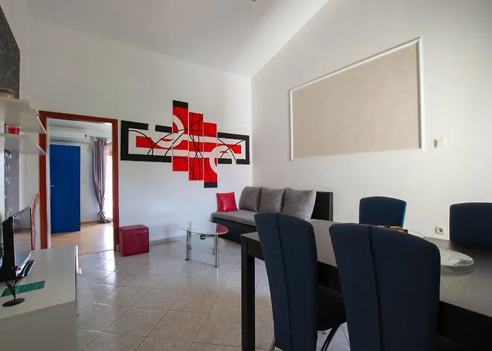 Cozy With Breakfast On Request 1 *