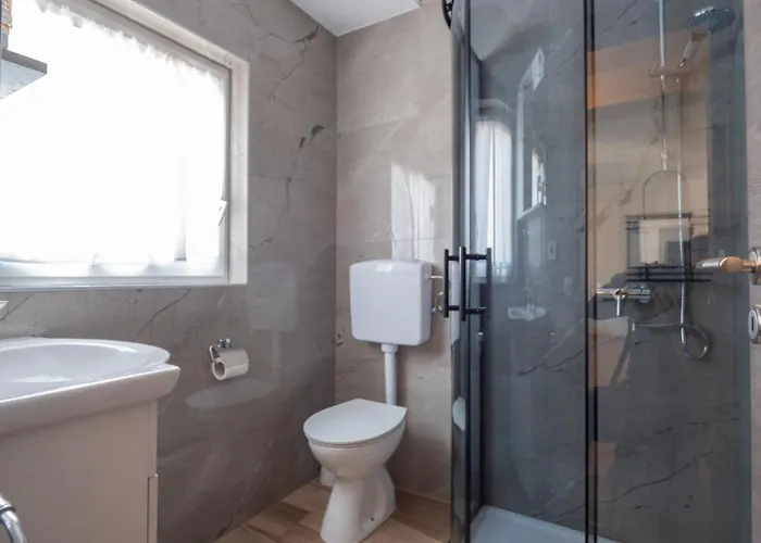 Διαμέρισμα Cozy With Breakfast On Request 1 *