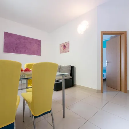 Appartement Cozy With Breakfast On Request 1 *